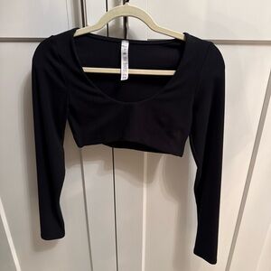 ALO Yoga Ribbed Defined Long Sleeve Bra in Black size small